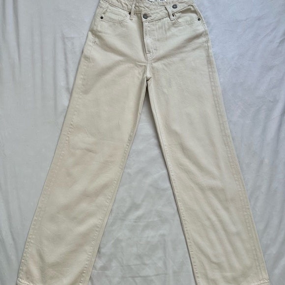 Logan Women's Cream Straight Leg Jeans - Picture 2 of 2